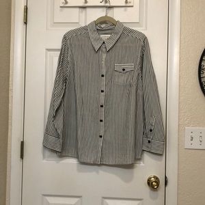 Long sleeve button down